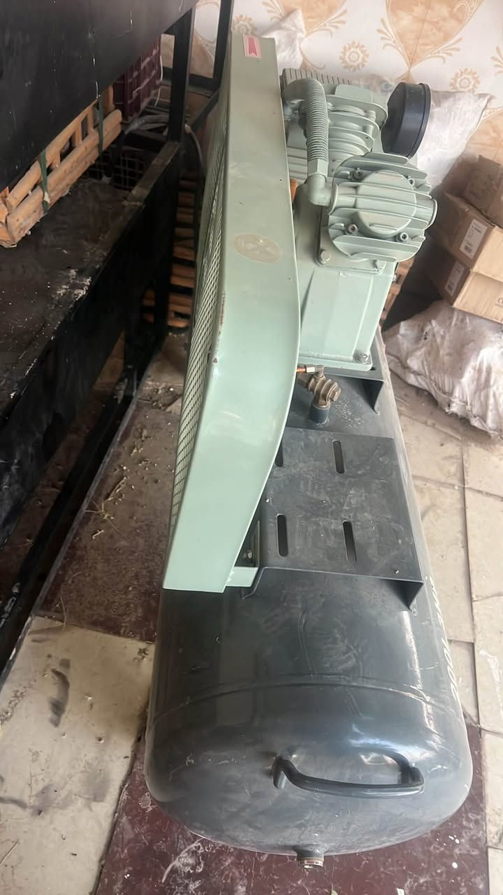 لبيع مكاني ال عمر
جديد مستعمل ٢٠ يوم

تواصل ***********
