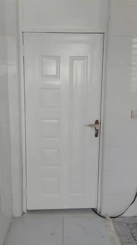 بيت للبيع ابوغم بل 106المساحه 200مترباقي التفاصيل هاتف***********
