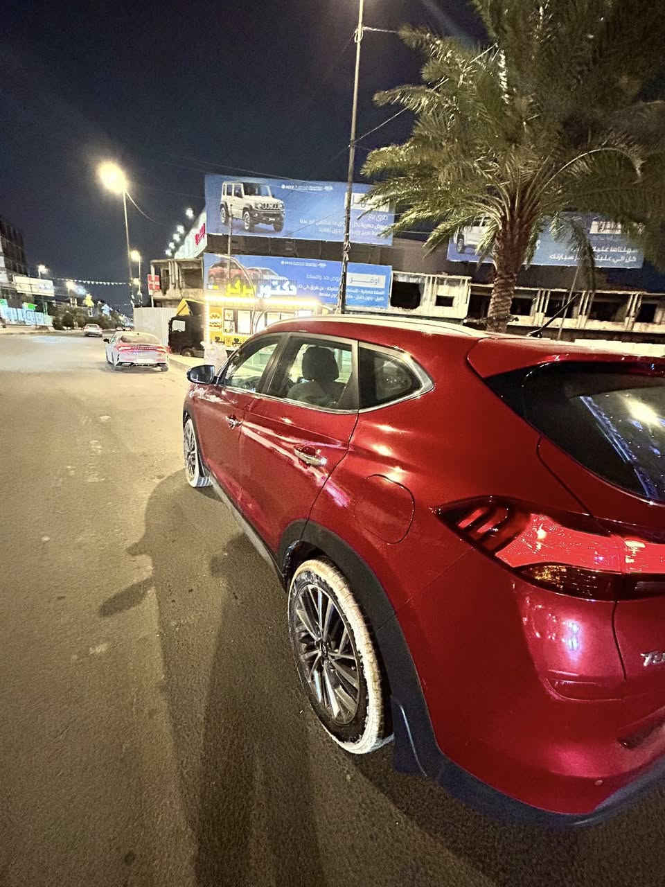 توسان 2020 خليجي -بسعر مناسب
المواصفات:

الموديل: 2020

المحرك: 2000 (نشاط واقتصاد)

المنشأ: خليجي

الرقم: أربيل (رقم دولي + هزة جديدة، جاهزة للتحويل

مباشرة)

المميزات: نص فول

٧ بصمة تشغيل وأبواب

٧ شاشة كبيرة

٧ تبريد قطعتين (ثلج)

٧ مرايات شفط (طي كهربائي)

٧ تحكم ستيرن كامل

٧ المقعدين الاماميات كهرباء 

حالة السيارة:

السيارة حلوة وجاهزة ونظيفة سبير مانازل وما تحتاج أي مصروف (شغل

واطلع).

البنيد والجاملغ مصبوغات فقط اثر ضربة خفيفة وباقي السيارة مكفولة كفالة عامة (كير،

محرك، شاصي).

السعر:

$ 170 ورقة (17,000$) وبي مجال حك الجية.

للتواصل والاستفسار:

ما رقم الهاتف: ***********

مكان التواجد: بغداد
