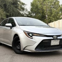 كورلا لون سلفر موديل  2021 LE وارد امريكي  رقم بغداد ماشيه 88 ميل حادث...