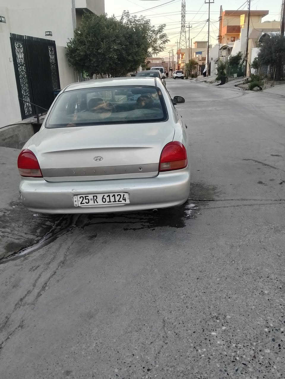 سلام علیکم سیارا سوناتا مودیل 2000 کیر  محرک بشرط  کهربائیات مابیها نقص  شرط تحویل  ورقت بانزین بیها   مکانها  کەرکوک   رەقەم سیارا کەرکوک
 رەقەم اسیا     ***********     کورک ***********
