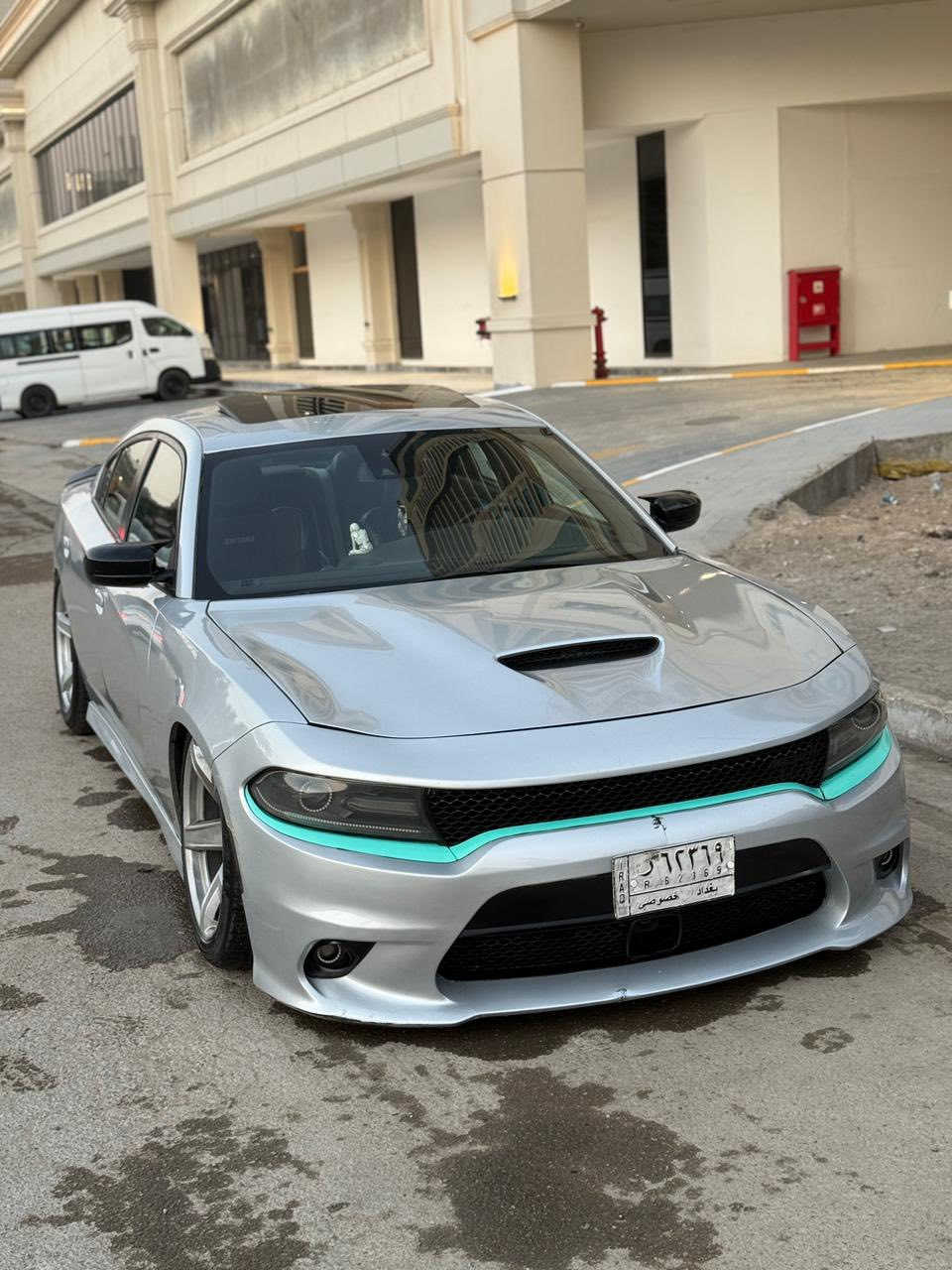 السلام عليكم جارجر دايتونا اصل 
8 سلندر 5700 
مختم دايتونا 
فتحه سقف
نظام جكات و رفع S1
اكزوس رياضي كورسا ينسد و ينفتح
اكسل مقفول SRT
حادثها بجم كبس 
صبغ عام
السعر 17600$قابل للتفاوض 
رقم الهاتف ***********
