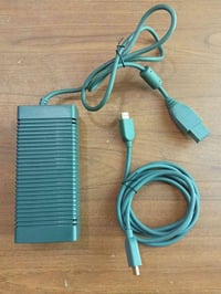 اكس بوكس ٣٦٠ • محولة ٢٢٠ فولت • كيبل HDMI