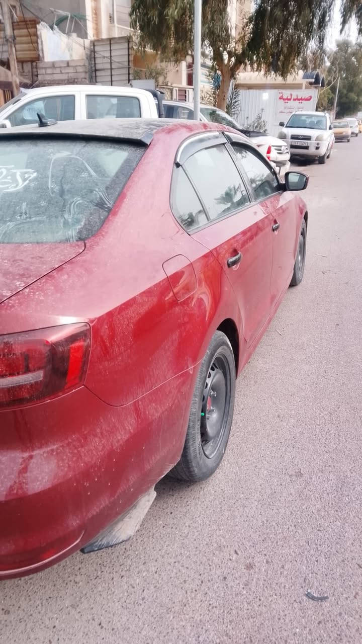 السعر 125 وبيها مجال السياره موديل 2016
على ضوء السونار نفس السونار اللي ناشره 
السياره بغداد الطالبيه
*********** الاتصال
