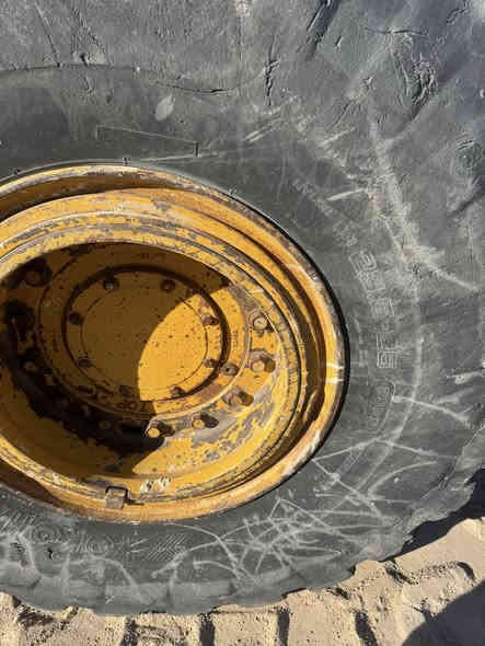 للبيع حجري حجم ٢٣-٥-٢٥       ***********
@
