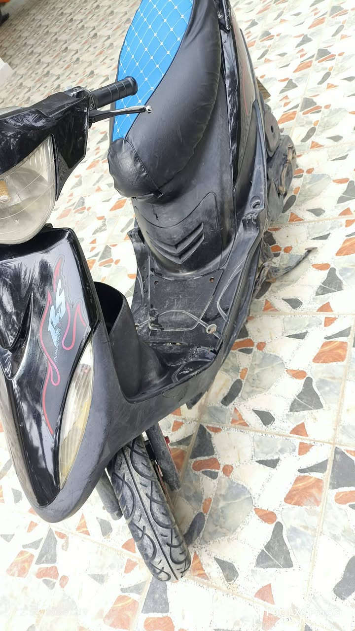 سلام عليكم شباب ماكس عدله للبيع صارلي شهر من منزله من لحاويه  دراجه ع وضع البلاد مكينه بلاديه ما ممدوده صبانه عليه سعر 850 وبيه مجال بسيط مكان كربلاء الحسينيه خاص مفتوح تواصل ع ***********
