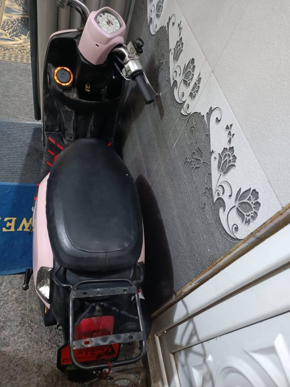 سلام عليكم دراجه بوليس للبيع او امراوس دراجه مكينه ما مفتوحه ابلاد سوادات ختم ويه المكينه بيه تزويد خفيف قبق بانزين قبق افلاوين يدات ابريك دراجه شلعه اومعدل فولل مكان كربلاء قرب مستشفى لكفيل رقم الموبايل ***********ارجع وكرر المكينه ابلاد
