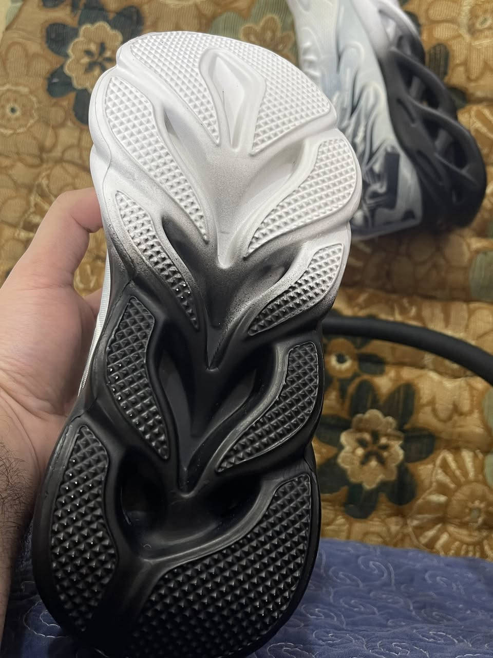 حذاء رياضي قياس 39 جديد غير مستخدم 10 مع التوصيل


**إذا كنت صاحب هذا الإعلان وتريد حذفه لأي سبب، رجاءا أرسل رسالة إلى الدعم الفني**