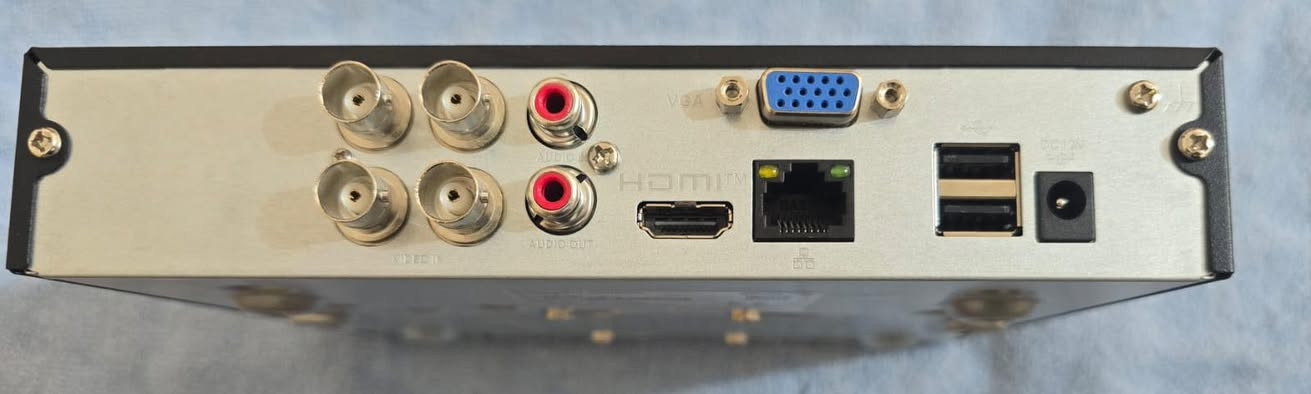 للبيع مع هارد 500TB
DVR___4CH


**إذا كنت صاحب هذا الإعلان وتريد حذفه لأي سبب، رجاءا أرسل رسالة إلى الدعم الفني**