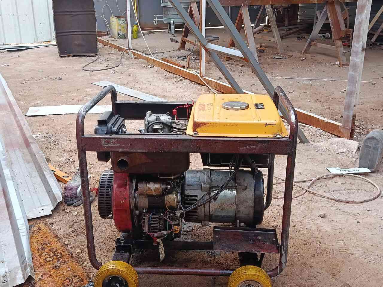 مولده كاز للبيع نضيفه جدا شغاله نجف الاشرف حي نداء اتصال على رقم*********** ابوحسن المالكي
