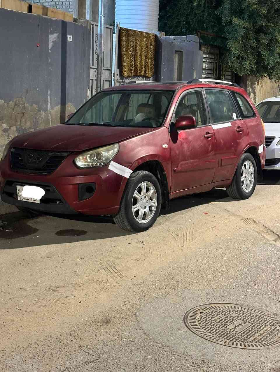 السلام عليكم تيكو مديل 2013 رقم بصره مكفوله من الضربة والصبغ بس بيه مكانات خياس تبريد ثلج صدر جديد￼ الكهربيات كله شغال محرك مجفت كير جديد 
سنويه نافذه 2018  سعر ( 35) وبيه مجال مكان البصره القبله 
 رقم *********** واتس
