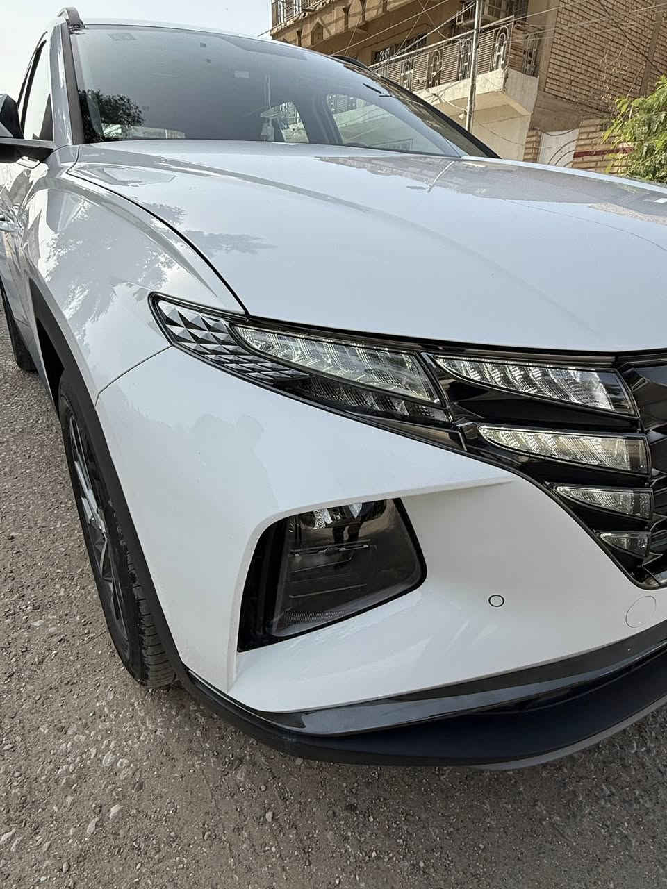 توسان 24 للبيع
سيارة جديدة 
ماشية 34الف 
مواصفاتها
داخل بيجي 
كراسي كهرباء 
كامرات وحساسات 
تحكم سرعة 
بصمة تشغيل عن بعد 
ترحيب بالأبواب 
مكينة 2000دوش 
نقل ملكية مباشر 
رقم بغداد 
مكانهة نجف
للاستفسار:
***********
