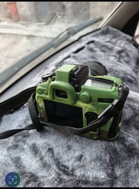 كامره 7100حلوة ومرتبه للبيع كدامكم ما اعرف مواصفاتهة  اتصل وتدلل ‏‏‪07...