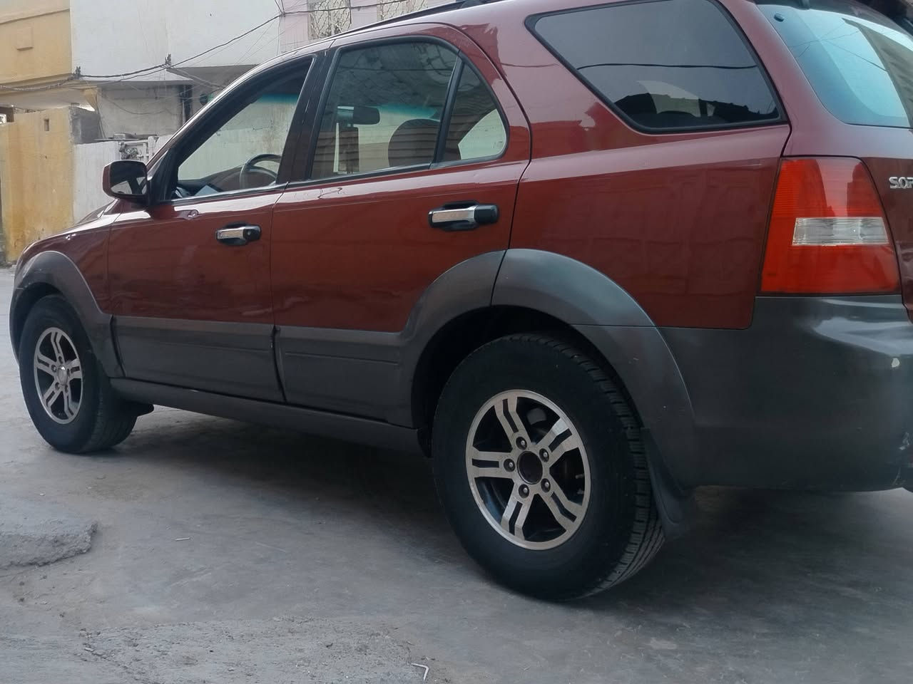 سلام عليكم سورنتو 2007جاهزه كير مكينه تبريد تخم تاير صدر جديد سياره جاهزة وارد امريكي بيهه جاملغ وبنيد رقم بغداد بسمي ***********
