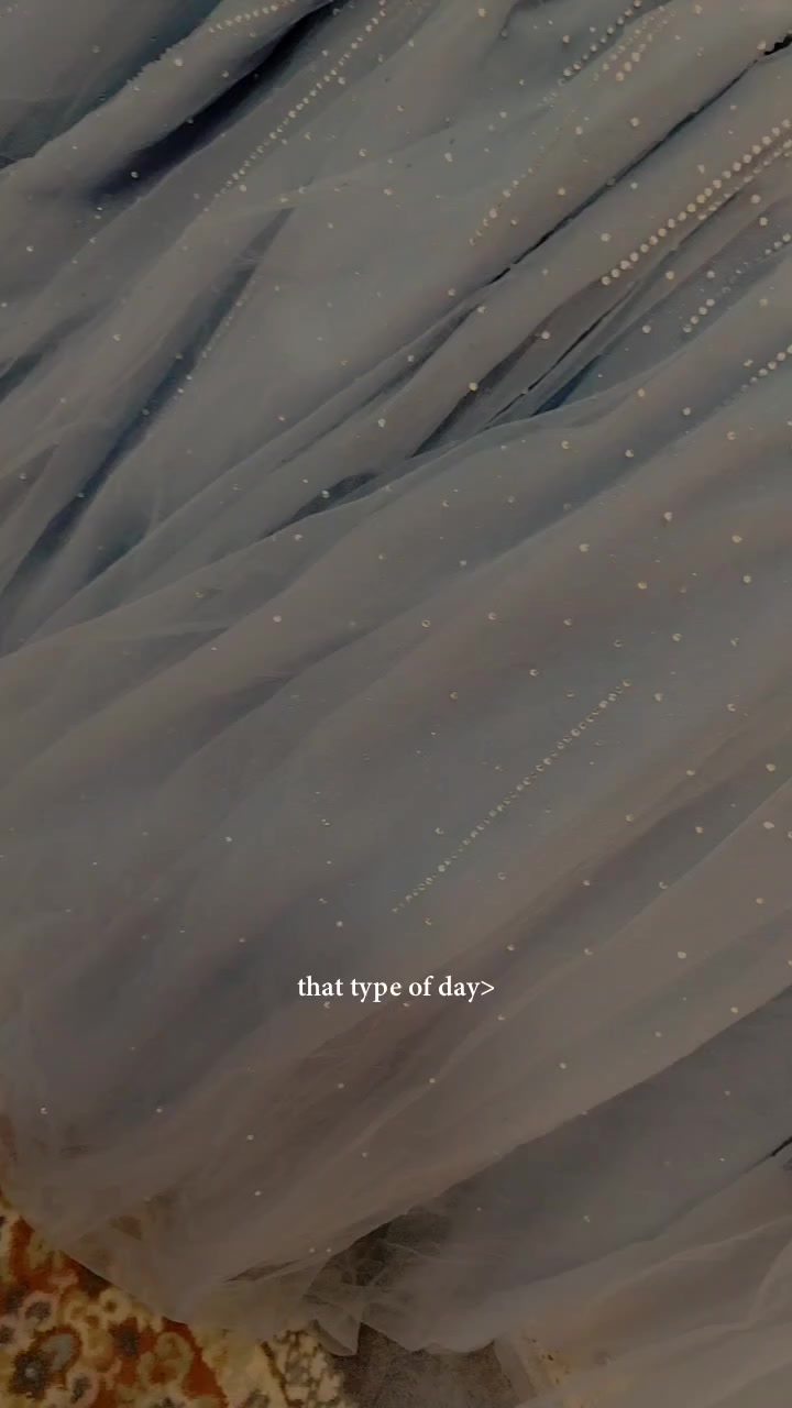 فستان مناسبات بالون السمائي يعني تطلعين سندرلا الحفله قياس يلبس42/44 اشتريته ٢١٠ واريدو ب٧٠ وبي مجال الي تريدو تراسلني خاص


**إذا كنت صاحب هذا الإعلان وتريد حذفه لأي سبب، رجاءا أرسل رسالة إلى الدعم الفني**