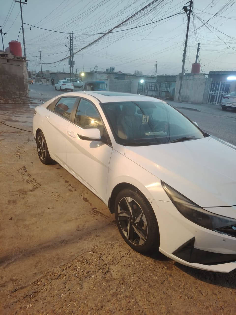 السلام عليكم النترا خليجي موديل 2023 كفاله عامه بيه بس الدوسه رقم بغداد اقساط استقطاع مباشر السعر 165$ بيه مجال مكان السياره البصره ٥ميل  مكلف بالنشر للاستفسار صاحب السياره ***********
