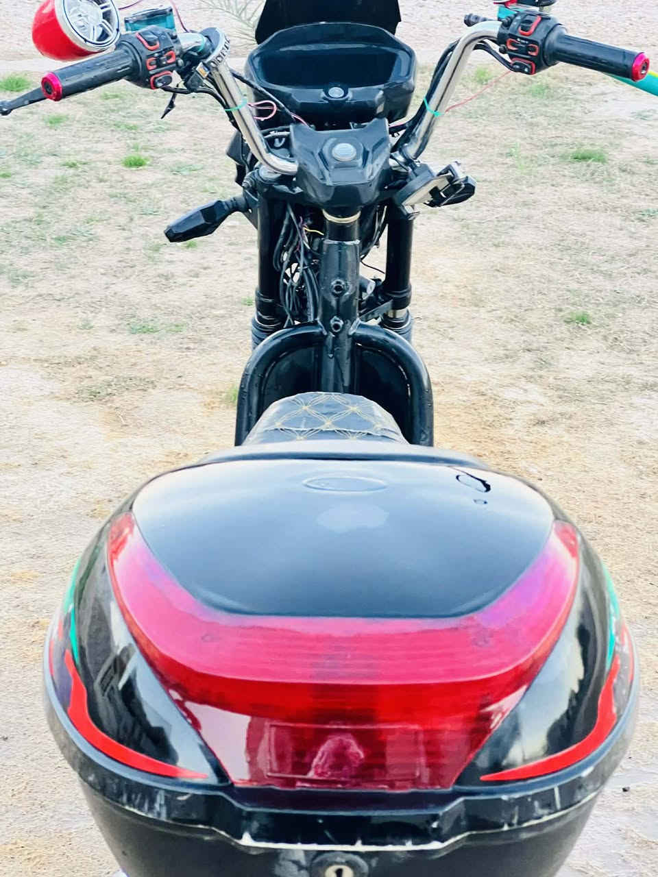 سلام عليكم
اخوان دراجه للبيع الجبلي موديل 2024 

 بدون بطاريات 

بدون حاضنات الأماميه الدراجه مثل ما بصوره  السعر  خاص 

اتصل على الرقم ***********

Muhammad RSoul
