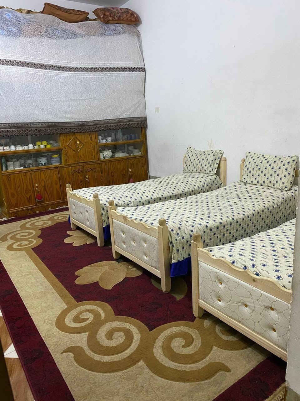 #دار سكن بناء حديث طابو صرف 
#المساحه ١٥٠م. ٢غرف نوم  طابق واحد ومخزن كبير 
#تبليط. خدمات. #الموقع ابي غرق حي المرتضى  قبل المدرسه. باتجاه مركز الناحيه. 
#السعر ٩٧ بي مجال  للاستفسار  اكثر ***********
