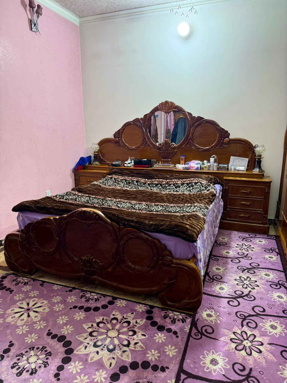 للبيع غرفة نجارة عراقية صاج داخل وخارج توصى من نجارة الحلة خمس قطع مثل ماموضح بالصور خشب ثكيل. درجة أولى حالة الغرفة جيد جداً
السعر مليون ونص
العنوان بغداد /الدورة


**إذا كنت صاحب هذا الإعلان وتريد حذفه لأي سبب، رجاءا أرسل رسالة إلى الدعم الفني**