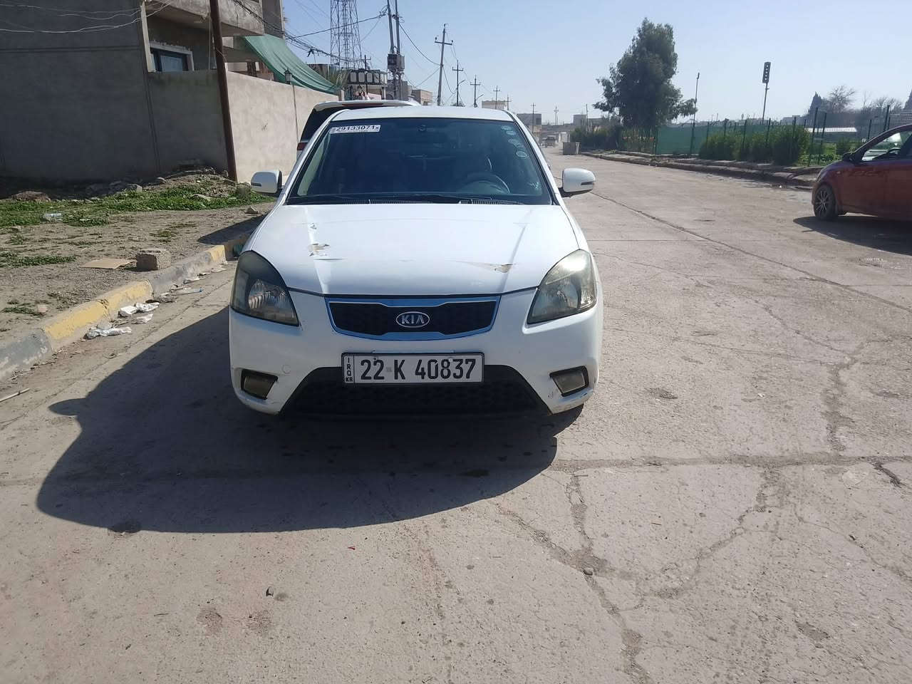 السلام عليكم ريو2012
مكينه16 كير +مكينه شرط 
بسمي شرط التحويل هزه سنويه كلو جديد /كابون بانزين
تبريد تدفئ 
السياره نص فول داخل لونين  

بيها ثلث قطع غيار (ابدل) بدون دواخل شرط 
ترهم مقدمه 60 و حسب ال اتفاق 
تواصل اكثر ***********
مكان سياره حمام العليل
