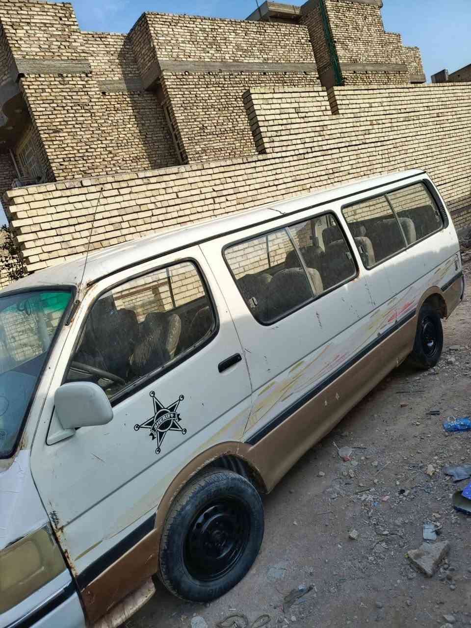 السلام عليكم فتون ديرالطويله 2010 رقم بغداد احمر تحويل ثاني يوم السيارة شغاله وتمشي نقصهه   باتري اتعهدلك اصوليات فقط و السيارة كدام العين السعر 26صافي عليهه 800فقط
***********
