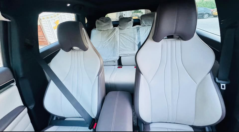 سلام عليكم
سونك بلاص لون ابيض
موديل ٢٠٢٥
السياره مكفوله كفاله تامه
مواصفات  تك كرسي كهرباء ١٣كامرة
رقم بغداد بسمي
السعر اتصل وتدلل
مكان السياره بغداد
***********
