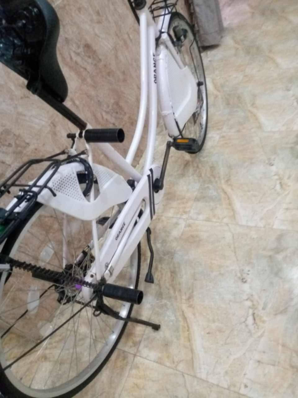 سلام عليكم بايسكل البيع نضافه 90/100 مكفول هوه وغراضه مكاني نجف سعر 135 وبي مجال  رقم وتساب ***********
