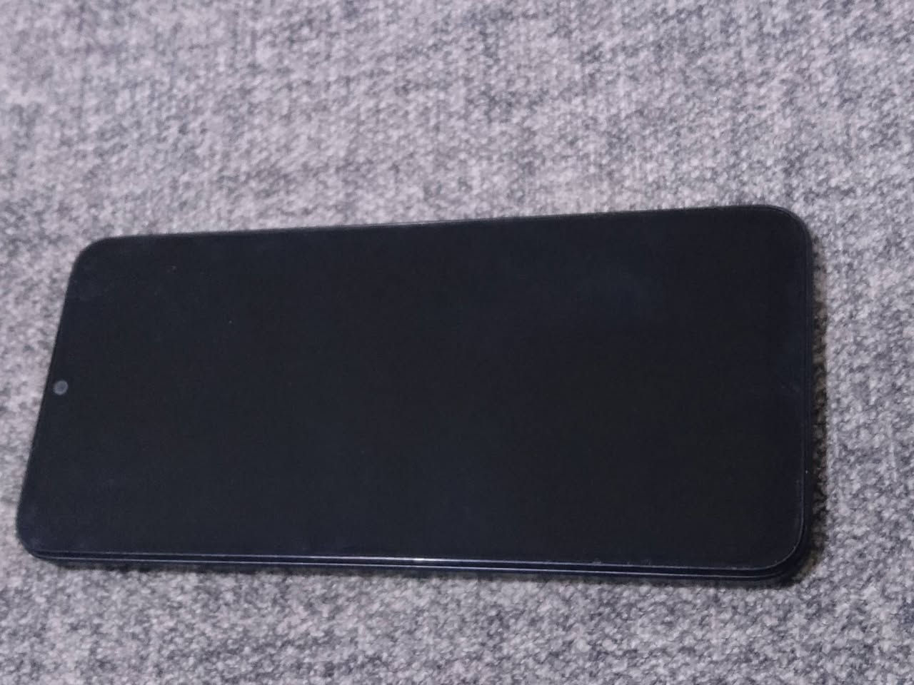 السلام عليكم .....
موبايل بهذا الشكل من شركة redbeat 
 اسم الموديل.. redbeat D5  موبايل اخو الجديد نظيف جدا مع ملحقاته 
كارتون+ كيبل شاحن تايب سي +حافظه 
اصدار اندرويد 14
ذاكرة 128
رام 3 + 6 يعني 9
سعره 75 الف نهايته 
مكاني بعقوبة التحرير


**إذا كنت صاحب هذا الإعلان وتريد حذفه لأي سبب، رجاءا أرسل رسالة إلى الدعم الفني**