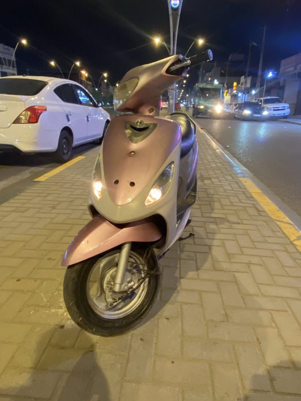 سلام عليكم ماكس قجمه مكينه مامفتوحه رمبه دراجه سلف هندر كهربايات كله شغاله كلشي شغال بيه سعر 775 عنواني حي جامعه يم مستشفى طفل رقم ***********
