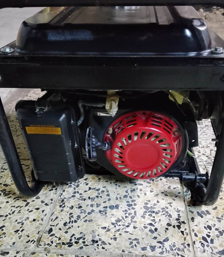 السلام عليكم مولده 10امبير سلف باتري مابيها نضافه 90بالميه شغاله شرط الفحص مكاني كربلاء حي العامل للاستفسار *********** متوفر واتساب كربلاء, العراق
