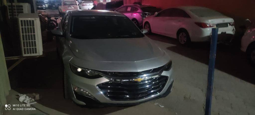 السلام عليك ماليبو موديل 21/فول بانوراما 
رقم بغداد معوقين باقي 11/شهر صير حره 
حادث جانبي بجم كبس صندوق كبس ماشيه 66
وقابل للزياده السياره جديده الله شاهد بس الظروف 
تحكم ومستعجل وباقي التفاصيل خاص او على 
الرقم /***********/مكاني بغداد
السعر /102/والله يرزق الجميع
