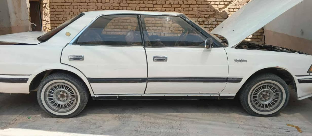 للبيع هارتوب يسرا بلاد محرك بطه 2500ديلكو موديل1989رقم بغداد انكليزي 0772 717 7484
