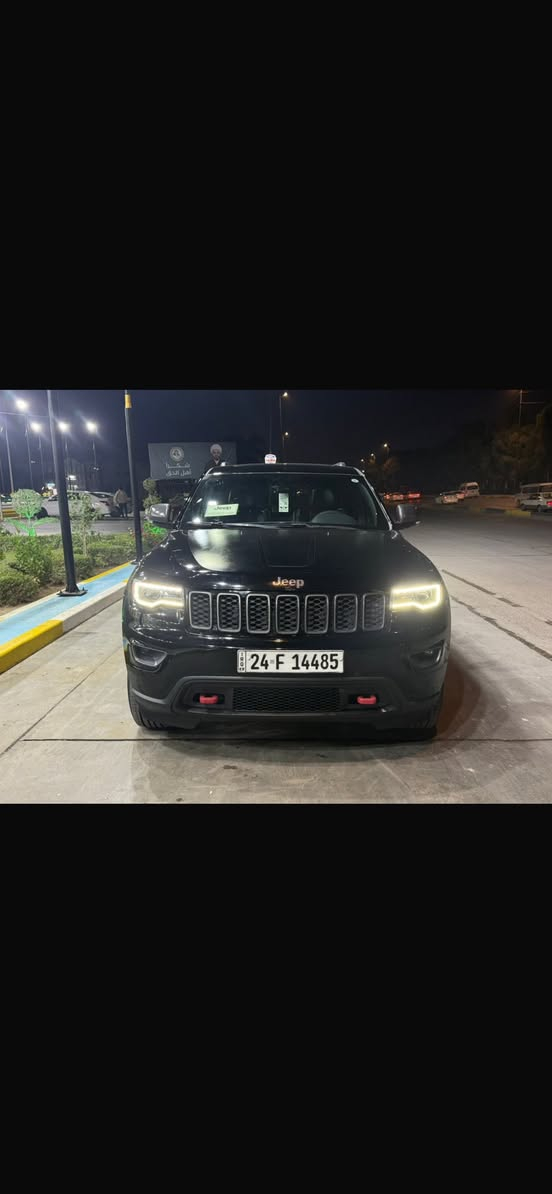 السلام عليكم للبيع جيب 2017 تريل هوك اعلى فئه بلمواصفات ماشيه 83 سياره كلين بدون صبغ بدون تبديل رقم سنويه كله جديد  مكاني بغداد السعر 225 وبيه مجال بسيط 
***********
