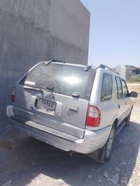 سوزوكي • موديل ٢٠٠٠