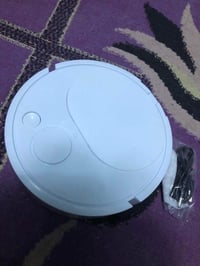 مكنسة روبوت • جديدة • بالباكيت