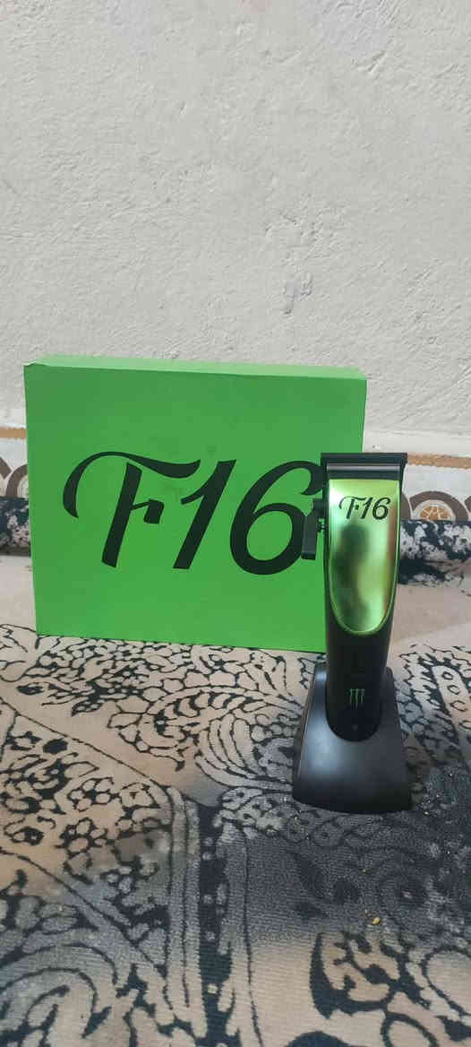 مكينه حلاقه جديده بالباكيت للبيع مكاني الشرش
***********
