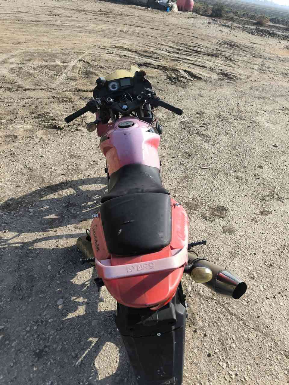 دراجه للبيع كلك مكفوله  شغاله كلها نكره سلف لايت بريكات بس المحرك مبدل 150  السعر 500  العنوان الديوانية المهناويه. ***********
