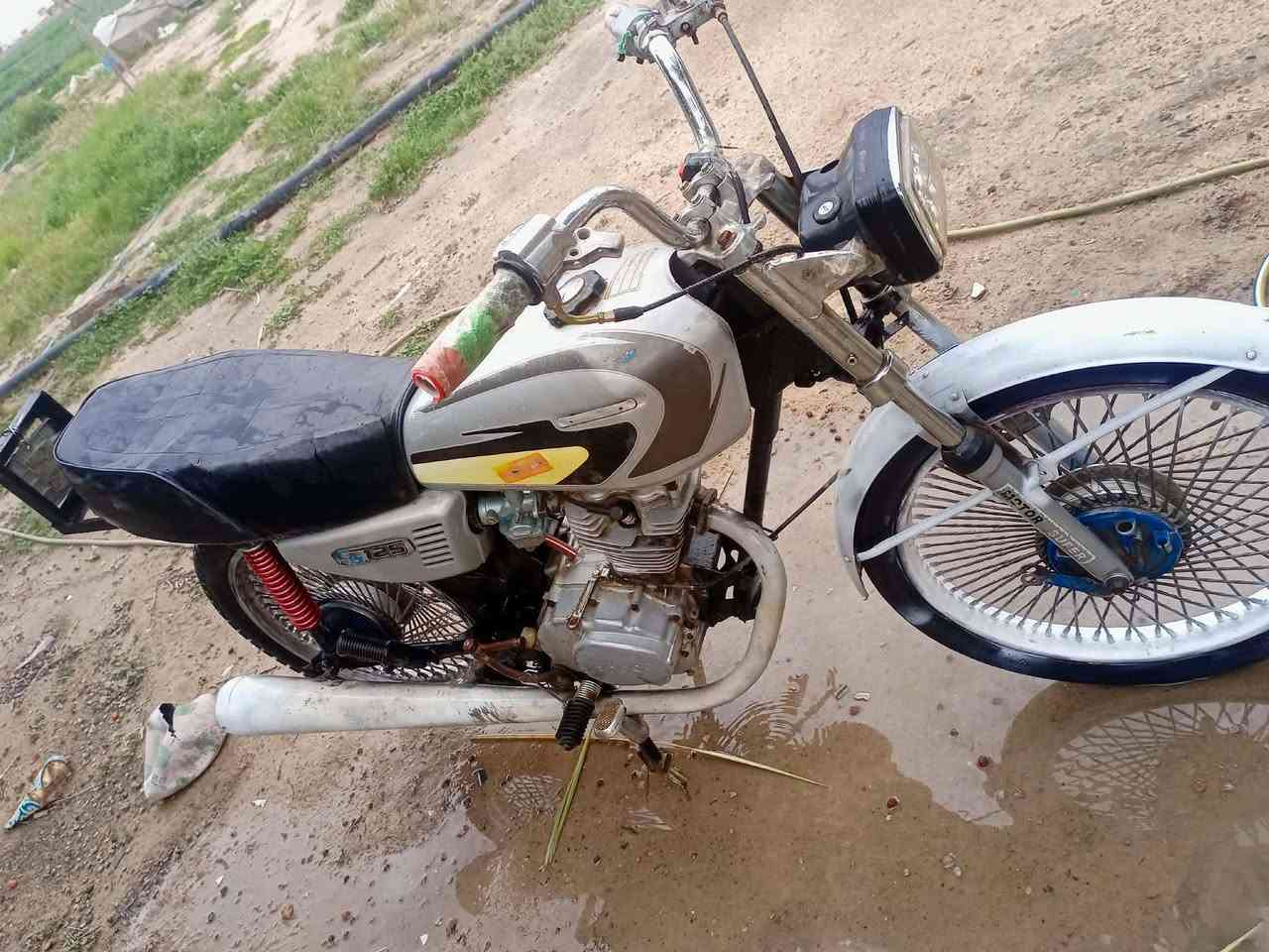 دراجه للبيع نضيفه ( كلك ) السعر 180 وبيها مجال شراي يجي خاص


**إذا كنت صاحب هذا الإعلان وتريد حذفه لأي سبب، رجاءا أرسل رسالة إلى الدعم الفني**