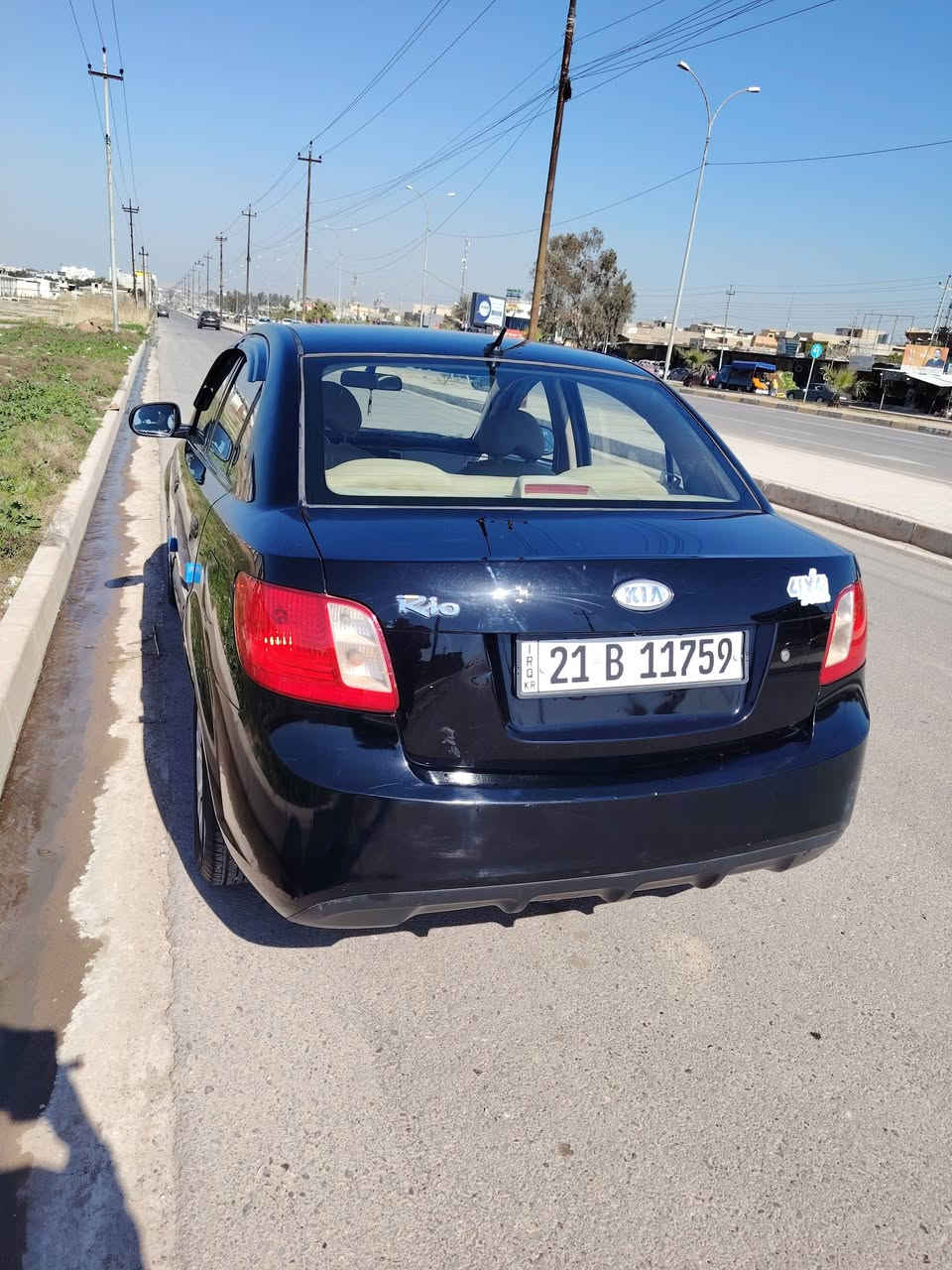 كيا ريو 2010 بدون صبغ سنوية وهزه ما ساقطة سياره باسمي شرط التحويل رقم سليمانية محرك 14 تدفئه و تبريد شرط سونارها وسعرها ع الخاص واتس اب
العنوان موصل الجانب الايسر ***********
