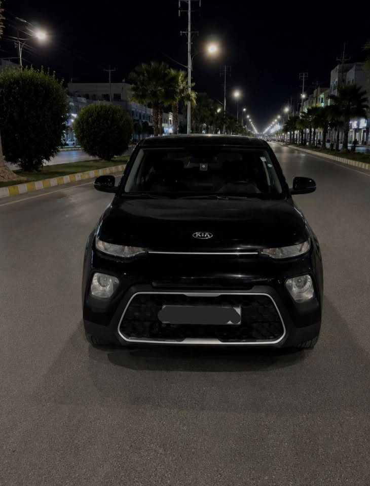 كيا سول موديل 2021
رقمها اربيل / العنوان بغداد 
فول مواصفات والسيارة نظيفة 
للتواصل والاستفسار على الرقم 
***********
للبيع مستعجل

