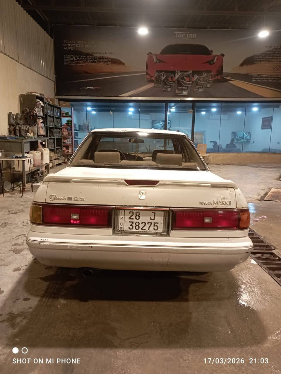 من رخصت لادمن سياره السياره بسمي مارك عضم كفاله عامه  مكاني  نجف  رقم الموبايل  
***********  سعر 39 او بيه مجال
