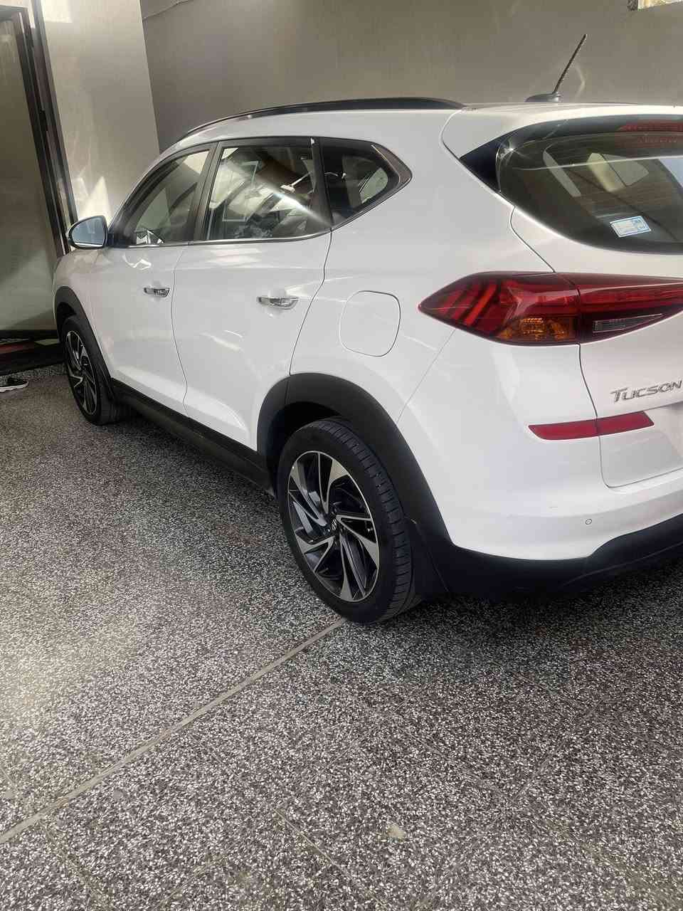 توسان موديل 19 رقم بغداد فول السياره بيه بنيد مبدل بلادي وكاله بدون دواخل ماشيه 170 وبيه تكحيله زغيره بلباب السعر 190  بيه مجال بصيط عنوان السياره الرمادي


**إذا كنت صاحب هذا الإعلان وتريد حذفه لأي سبب، رجاءا أرسل رسالة إلى الدعم الفني**