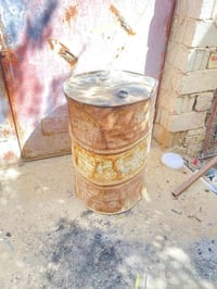 برميل نفط • فاضي • للبيع