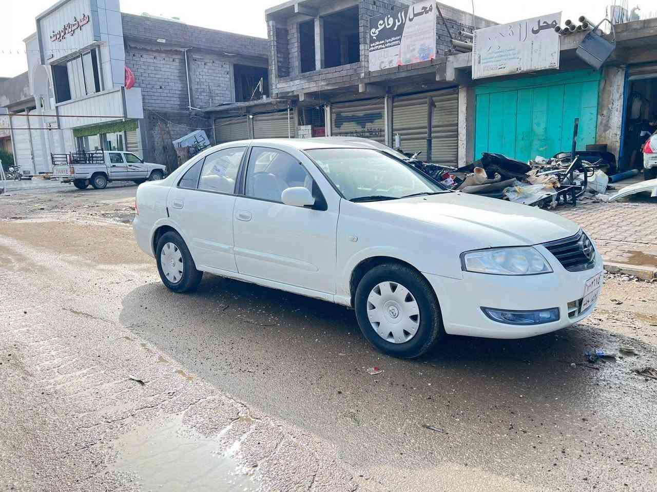 س. ع
نيسان صني موديل ٢٠١١ سنويه بعدها مانافد بيها قطعتين بونيد جاملغ عكس سايق مبدل بلادي كير عادي محرك كير مكفول سياره جاهزه من كل نواحي سعر ٨٨ بي مجال 
***********
