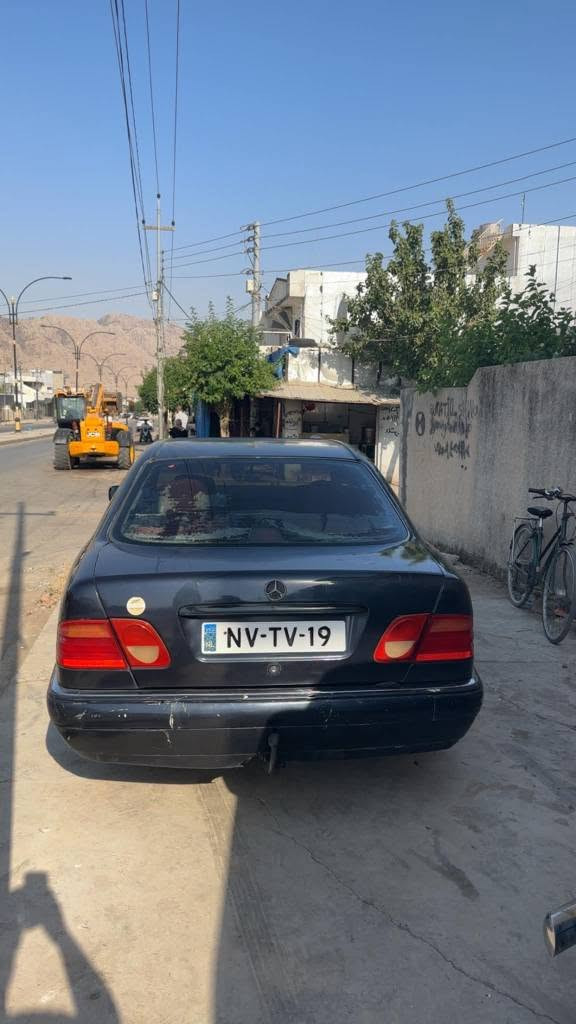 سەرتا بەناوی خودای گەورەو میهرەبان  :ماسلیس مۆدێڵ 96چوارپستۆی مەرخووب سەیارەکە تابڵێی بێمەسرەفوو تووندو تۆڵە سەیارەکە نەقووسانی نیە کارەبای گشت گیانی مەزبووت گێروو مەکینەی مەزبووتە سەیارەکە abcچوارجام کارەبایەگوشن جڵدە یرتر ئەوە ماڵەکە لەبەر چاوتانە : نرخیشی 30کەمێک مەجال گۆڕینەوەش دەکەم لەسەر دڵ گرتن  گتر مشتەری نیت سەری خۆتوو  نیش مەئێشێنە ژ:م*********** رانية, السليمانية
