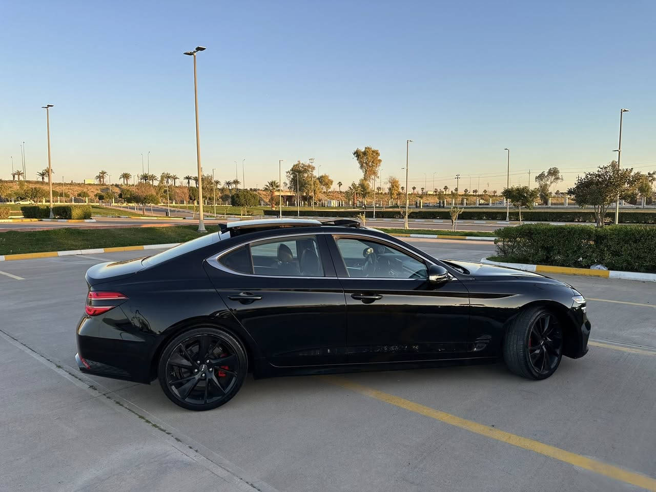 ❤️‍🔥للبيع❤️‍🔥
💥جينيسس جي ٧٠ 💥

موديل// ٢٠٢٢           

ماشي50 الف 

حجم محرك// ٦ سلندر  مكينة ٣.٣ توين توربو🚀 

💰سعر  سيارة 225 مجال  

 💯 سونار موجود مال سيارة

📍مكان سيارة اربيل سونار موجود

مواصفات ⬇️

پانوراما

كامرة 

رادار ٣٦٠ درجة(امامي + خلفي + مراية)

كشنات بقلاوة 

حساسات امامي + خلفي

كشنات تدفئة + تبريد

‏ Key Card موجود 

ستيرن هيتر

تشغيل عن بعد

صندوك ذكي

٥ وضعية قيادة (Costum-Eco-Sport-Comfort-Smart)

سيستم سماعات Lexicon

‏ Auto Hold 

بريك كهربائي

شحن وايرلس 

تخم تاير ميشلاين 

بعد بيها مواصفات هواي 

الضرر جاملغ سايق صبغ طرف البنيد شويه باب سايق تبديل بلادي 

سياره رقم جديد هزة فحص سنويه 

حداديه امامي خلفي 

جاهزه دينار ميحتاج مصرف 
رقم هاتف ***********
