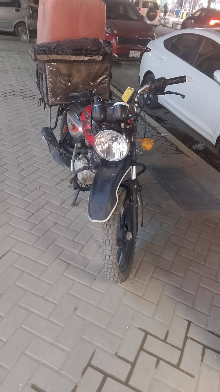 دراجة بوكسر جبلي موديل 21
مجفت قبل 3 اشهر

سعرها مليون  قابل للتفاوض مكاني الدورة

رقمي
***********
