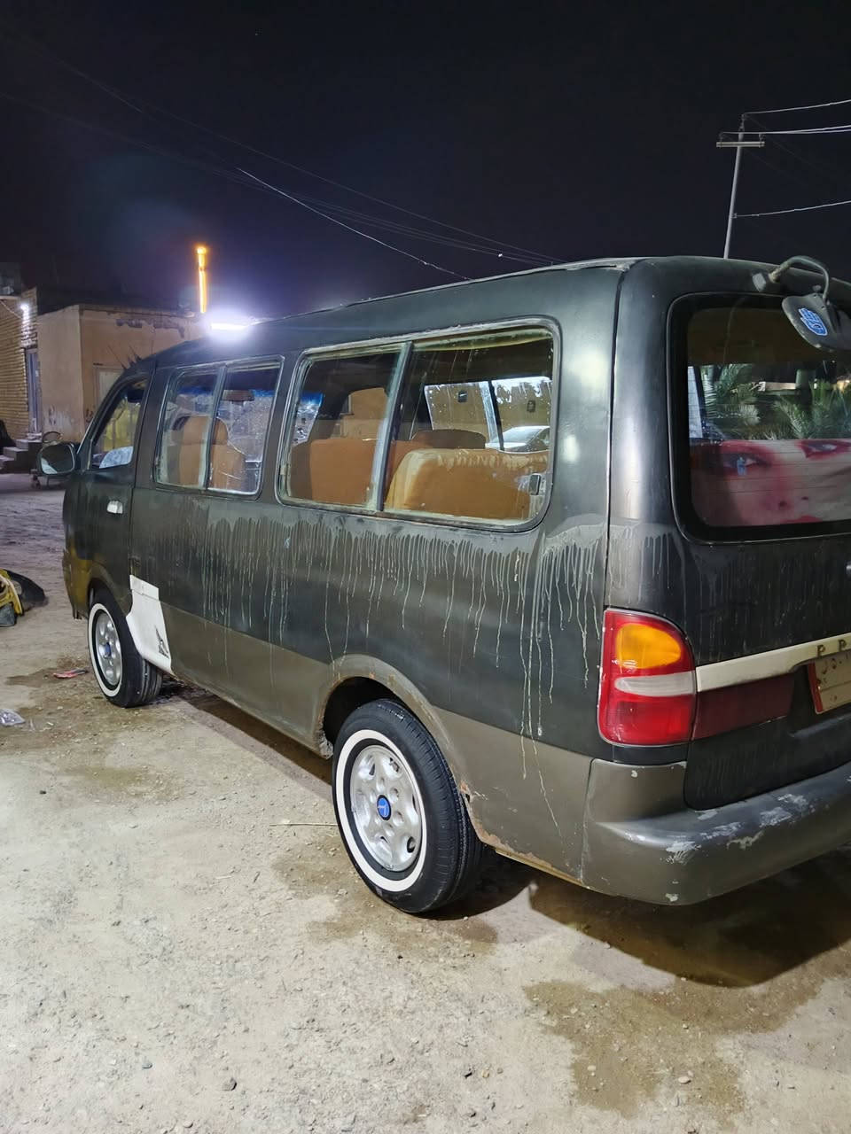 سلام عليكم بريجو للبيع او امراوس اب مارسدس سياره جاهزه مكينه وكير تخم تواير السياره بدون راعي المكان ناصريه مركز ***********
