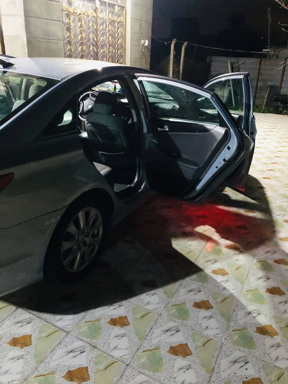 السلام عليكم سوناته موديل 2012للبيع وارد امريكي سياره حلوه مابيها نقص ضربتها بس بنيد فقط نص فول ماشيه 75 رقم السياره انكليزي بىسمي السعر 108
للستفسار ***********
