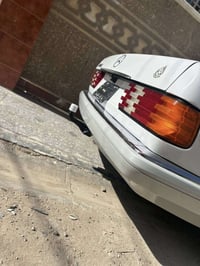 بعد التحيه ولحترام مارسدس جامبو 300 كشخه وفخامه مديل1990اصل تكمه وسنوي...